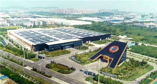 玻璃創(chuàng)造美好世界 一座工廠的兩種玻璃，技術(shù)開(kāi)發(fā)引領(lǐng)企業(yè)新風(fēng)向